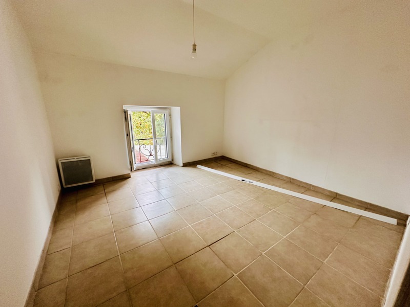 Vente Maison VERGT - 2 pièces -75 m² - (24380)