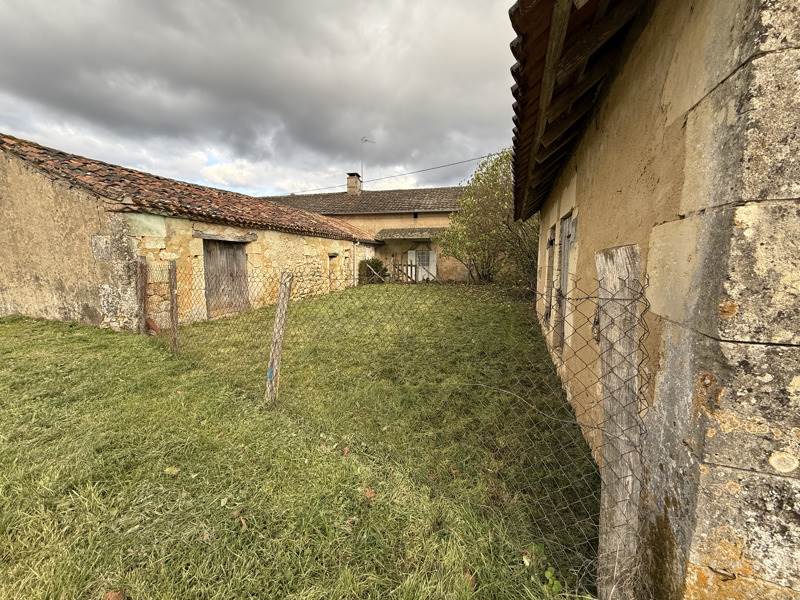 Vente Maison CLERMONT DE BEAUREGARD - 5 pièces -114 m² - (24140)