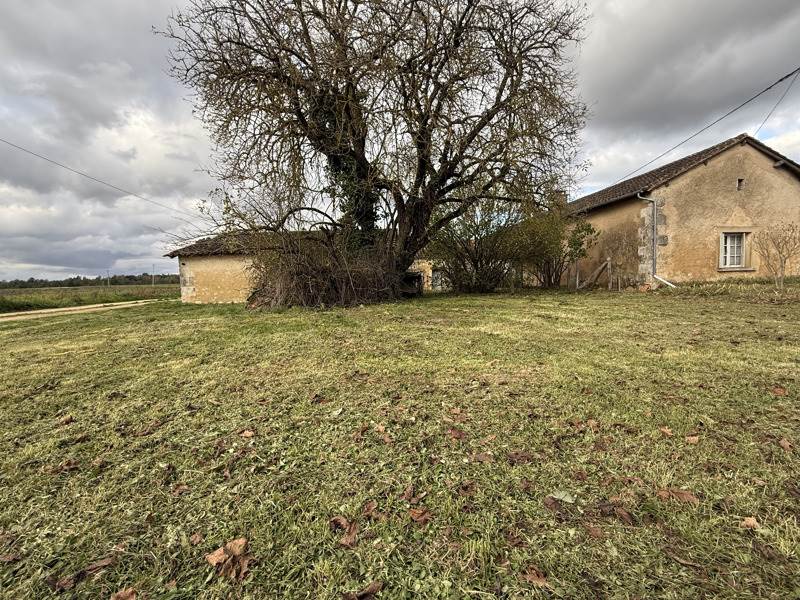 Vente Maison CLERMONT DE BEAUREGARD - 5 pièces -114 m² - (24140)