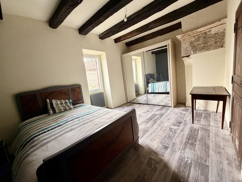 Vente Maison DOUVILLE - 5 pièces -156 m² - (24140)