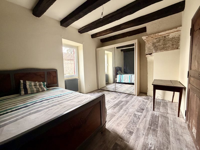 Vente Maison DOUVILLE - 5 pièces -156 m² - (24140)