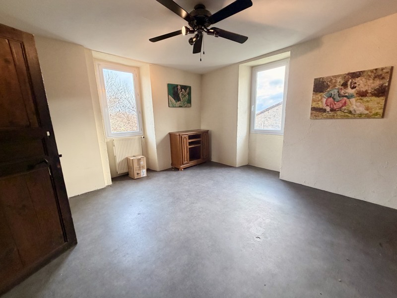 Vente Maison DOUVILLE - 5 pièces -156 m² - (24140)