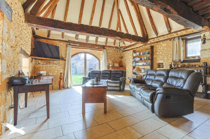 Vente Maison DOUVILLE - 10 pièces -340 m² - (24140)