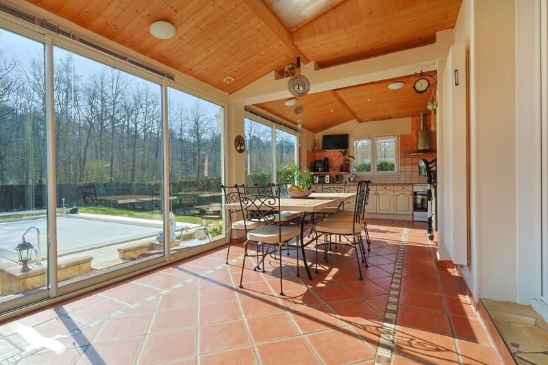 Vente Maison LA DOUZE - 7 pièces -169 m² - (24330)