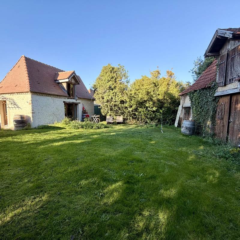 Maison en pierre à Lacropte