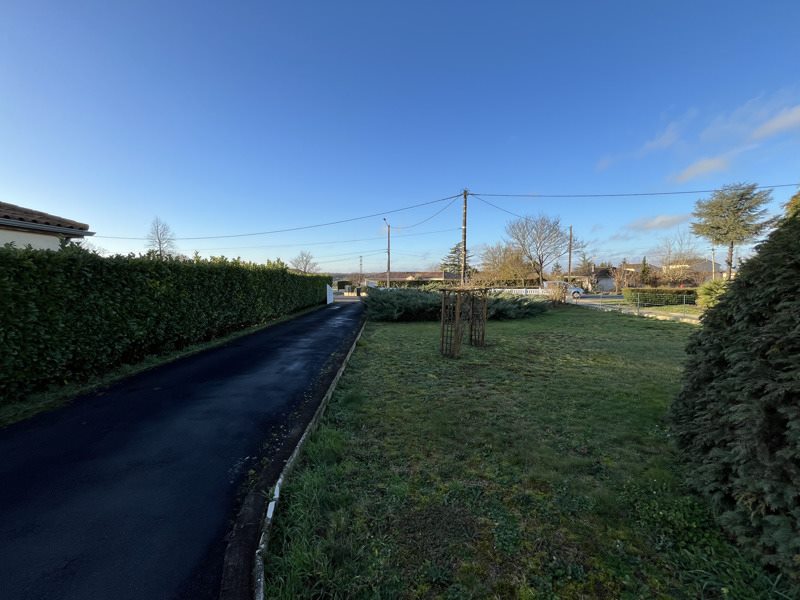 Vente Maison ST YRIEIX SUR CHARENTE - 4 pièces -121 m² - (16710)
