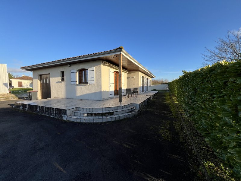 Vente Maison ST YRIEIX SUR CHARENTE - 4 pièces -121 m² - (16710)
