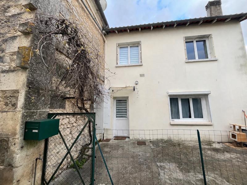 Vente Maison ST YRIEIX SUR CHARENTE - 4 pièces -77 m² - (16710)