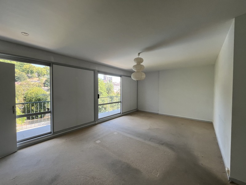 Vente Appartement ANGOULEME - 3 pièces -90 m² - (16000)