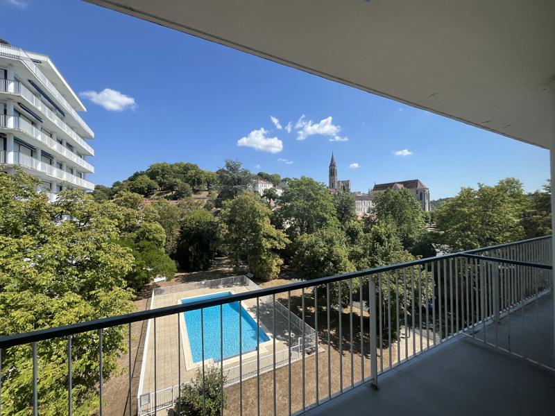 Vente Appartement ANGOULEME - 3 pièces -90 m² - (16000)