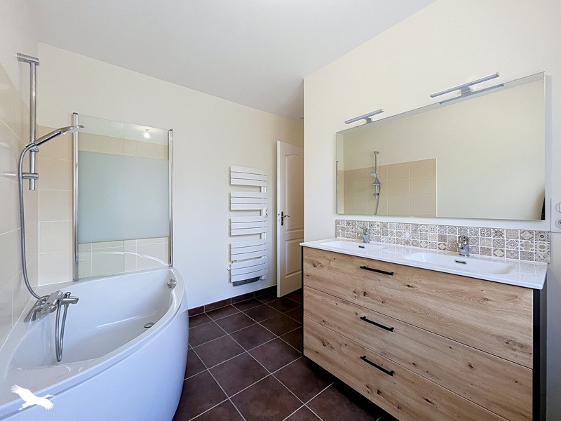 Vente Maison FLEAC - 4 pièces -118 m² - (16730)