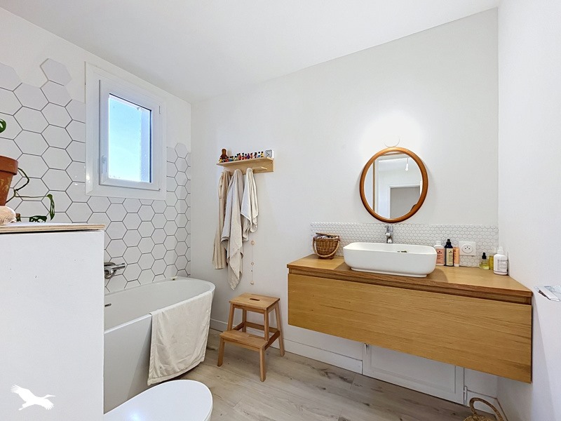 Vente Maison ANGOULEME - 7 pièces -190 m² - (16000)