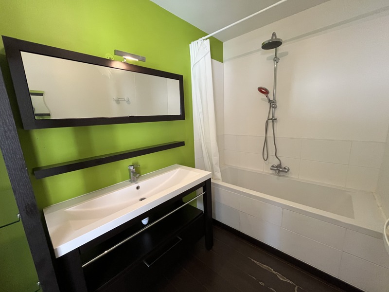 Vente Maison Saint-Yrieix-sur-Charente - 3 pièces -81 m² - (16710)