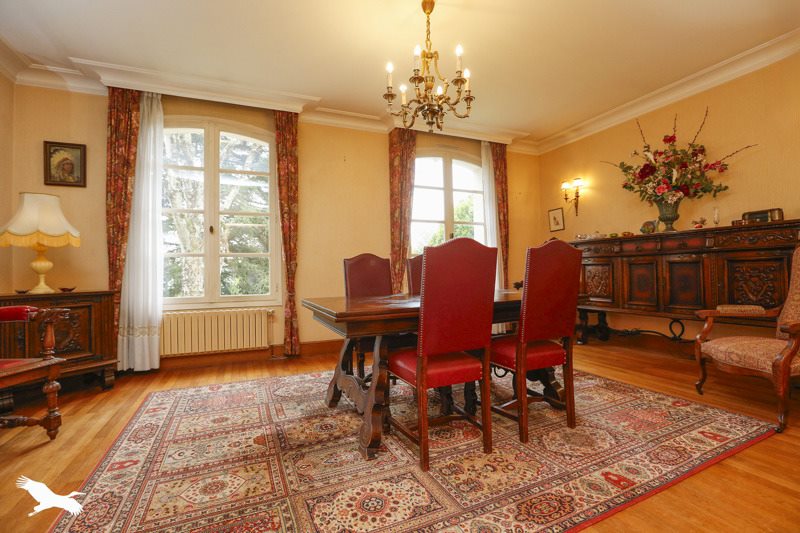 Vente Maison ST CYR SUR LOIRE - 7 pièces -192 m² - (37540)
