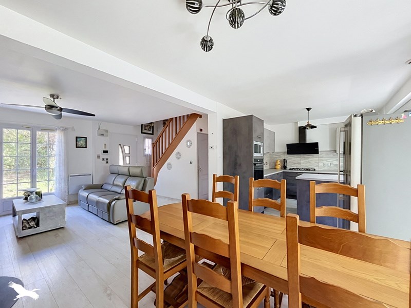 Vente Maison Saint-Antoine-du-Rocher - 5 pièces -129 m² - (37360)