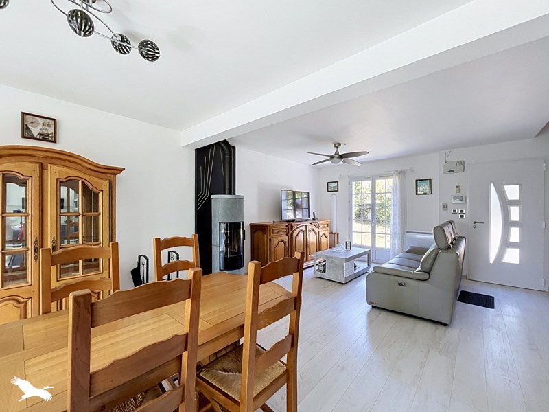 Vente Maison Saint-Antoine-du-Rocher - 5 pièces -129 m² - (37360)