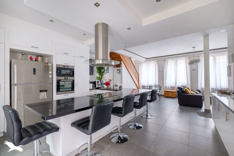 Vente Maison VILLEURBANNE - 7 pièces -178,6 m² - (69100)
