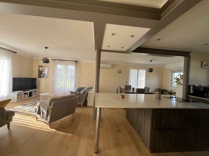 Vente Maison CREON - 9 pièces -220 m² - (33670)