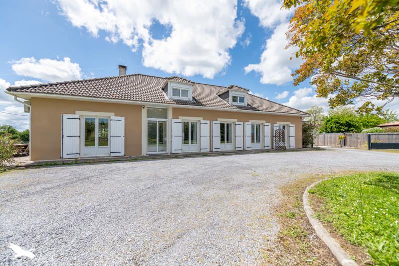 Vente Maison CREON - 9 pièces -220 m² - (33670)