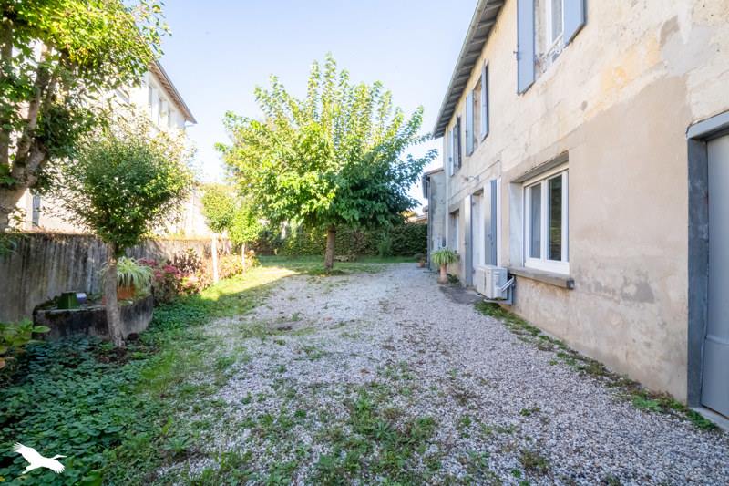 Vente Maison CREON - 8 pièces -187 m² - (33670)