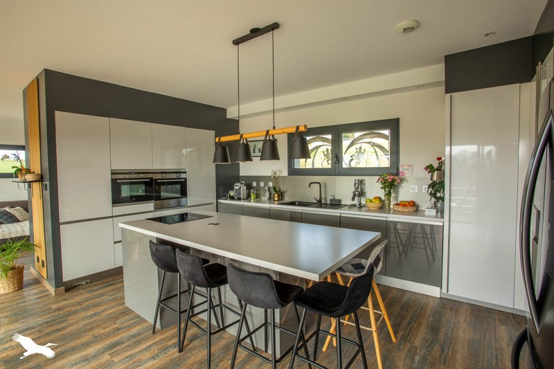 Vente Maison ST GENES DE LOMBAUD - 8 pièces -199 m² - (33670)