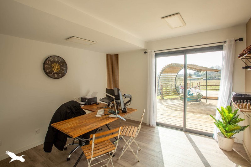 Vente Maison ST GENES DE LOMBAUD - 8 pièces -300 m² - (33670)