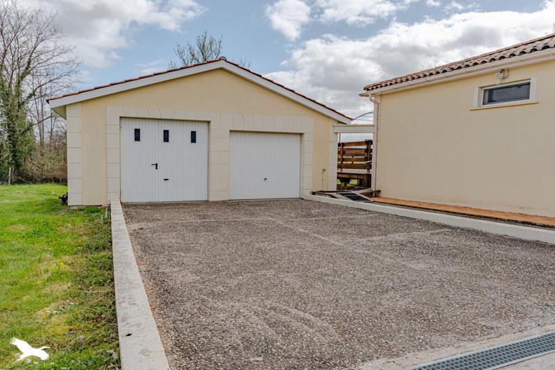 Vente Maison LA SAUVE - 6 pièces -150 m² - (33670)