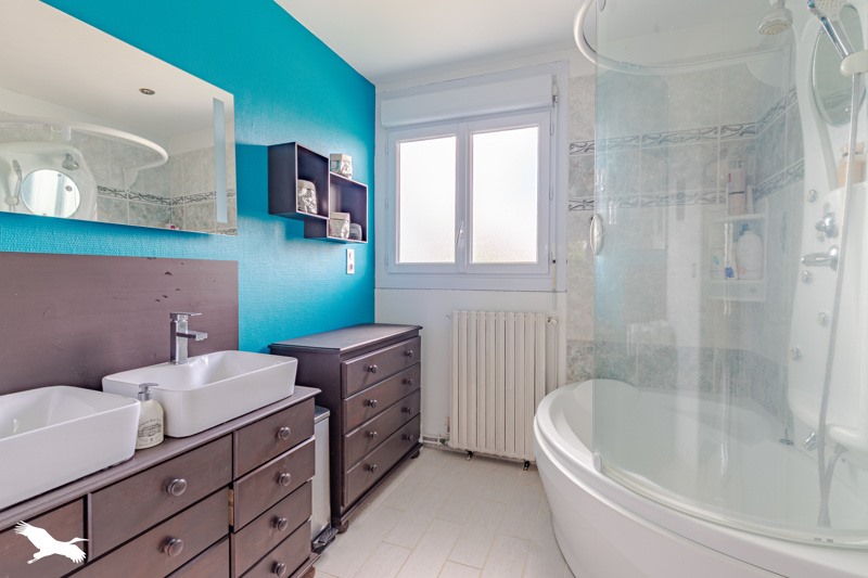 Vente Maison FRONTENAC - 7 pièces -185 m² - (33760)
