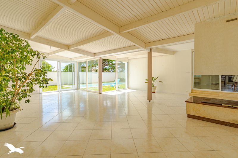 Vente Maison FRONTENAC - 7 pièces -185 m² - (33760)