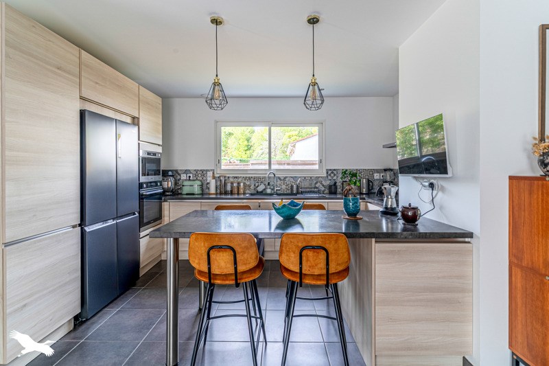 Vente Maison TARGON - 7 pièces -166 m² - (33760)