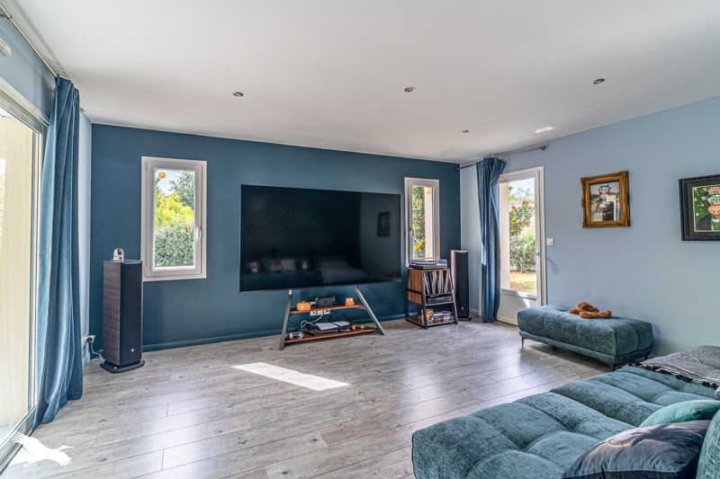 Vente Maison TARGON - 7 pièces -166 m² - (33760)