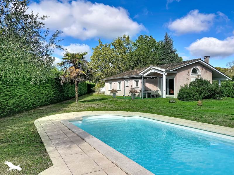 Maison 6 pièces 138 m² · à Sadirac · 138 m² · 459 000 €