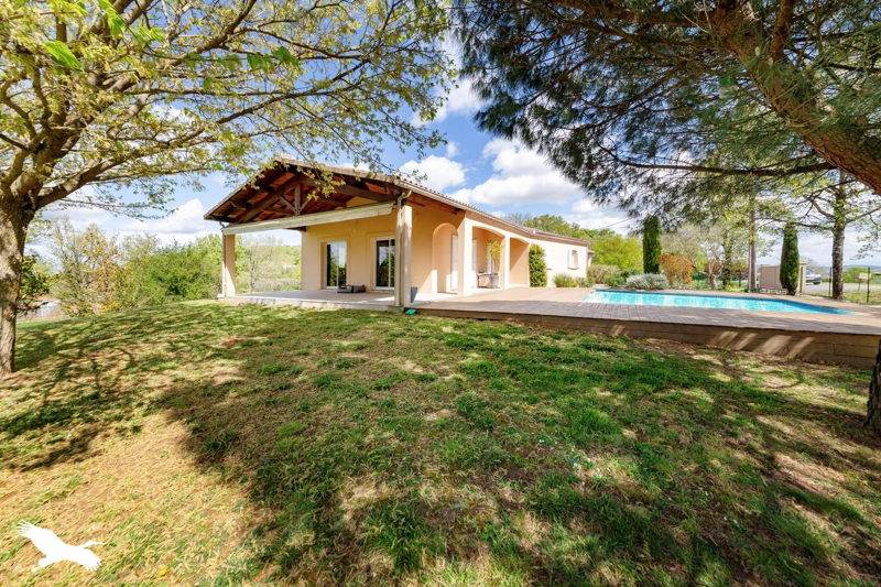 Vente Maison GIROUSSENS - 5 pièces -138 m² - (81500)