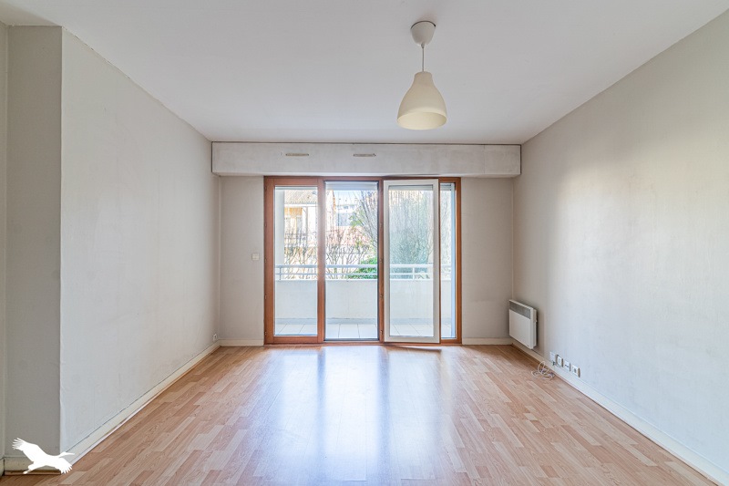 Vente Appartement BORDEAUX - 2 pièces -52 m² - (33000)