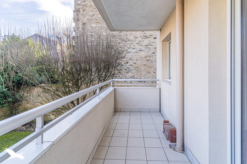 Vente Appartement BORDEAUX - 2 pièces -52 m² - (33000)