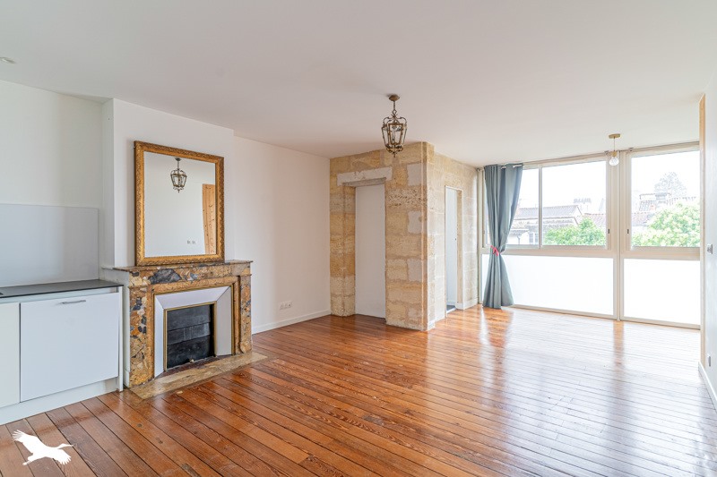 Vente Appartement BORDEAUX - 2 pièces -50 m² - (33000)