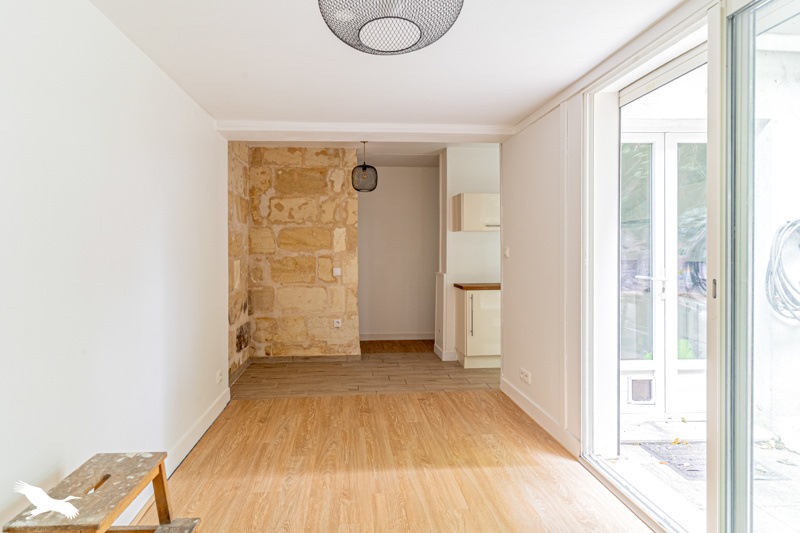 Vente Appartement BORDEAUX - 2 pièces -43 m² - (33000)