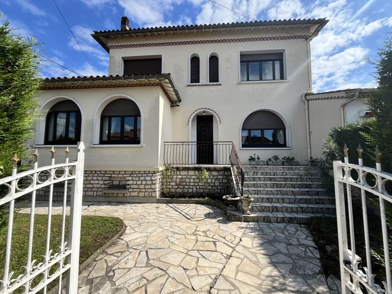 Vente Maison COGNAC - 7 pièces -172 m² - (16100)
