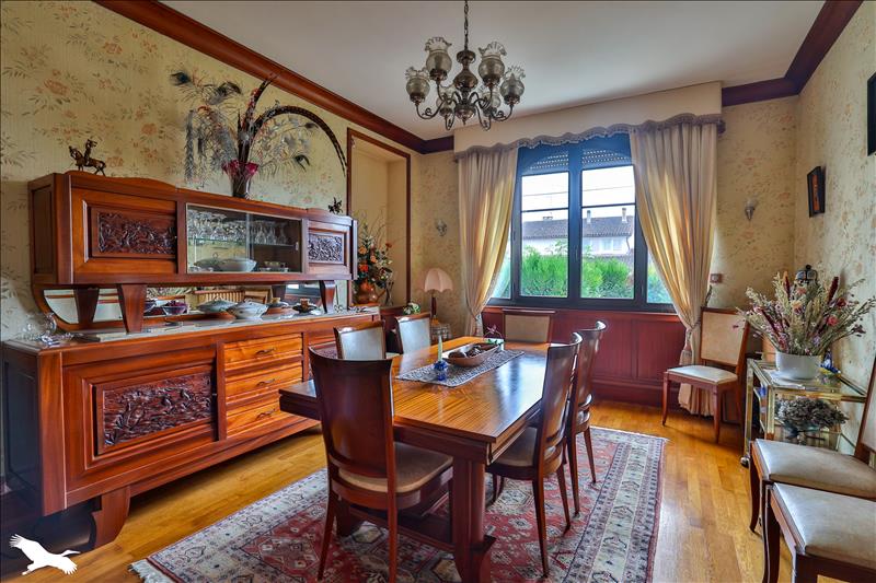 Vente Maison COGNAC - 7 pièces -172 m² - (16100)