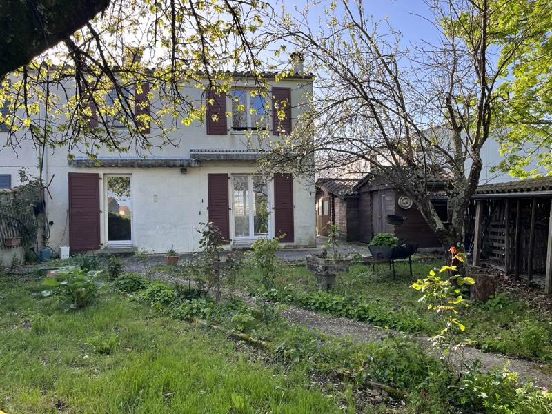 Vente Maison CHATEAUBERNARD - 4 pièces -92 m² - (16100)