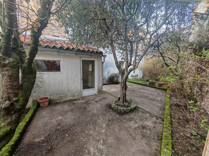 Vente Maison COGNAC - 5 pièces -124 m² - (16100)