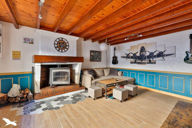 Vente Maison CHATEAUBERNARD - 4 pièces -110 m² - (16100)