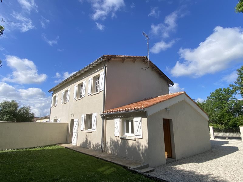 Vente Maison GENSAC LA PALLUE - 3 pièces -81 m² - (16130)