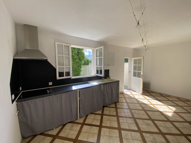 Vente Maison GENSAC LA PALLUE - 3 pièces -81 m² - (16130)