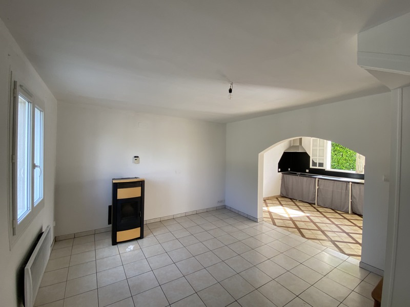 Vente Maison GENSAC LA PALLUE - 3 pièces -81 m² - (16130)