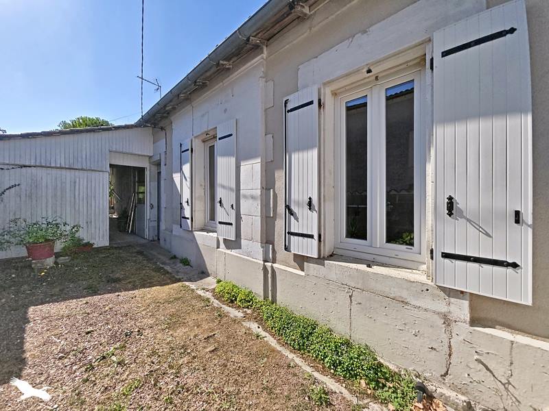 Vente Maison SEGONZAC - 2 pièces -50 m² - (16130)