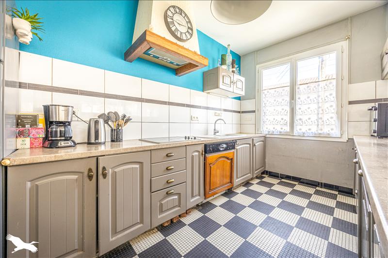 Vente Maison NIORT - 8 pièces -170 m² - (79000)