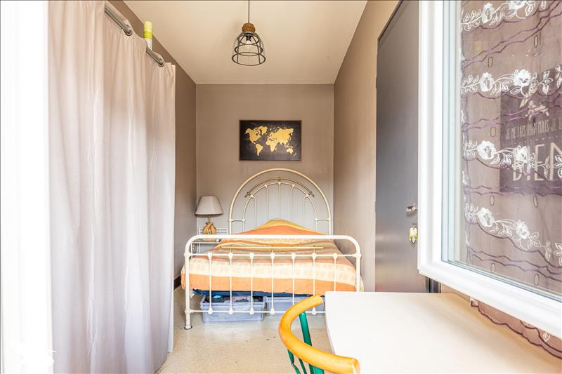 Vente Maison NIORT - 8 pièces -170 m² - (79000)