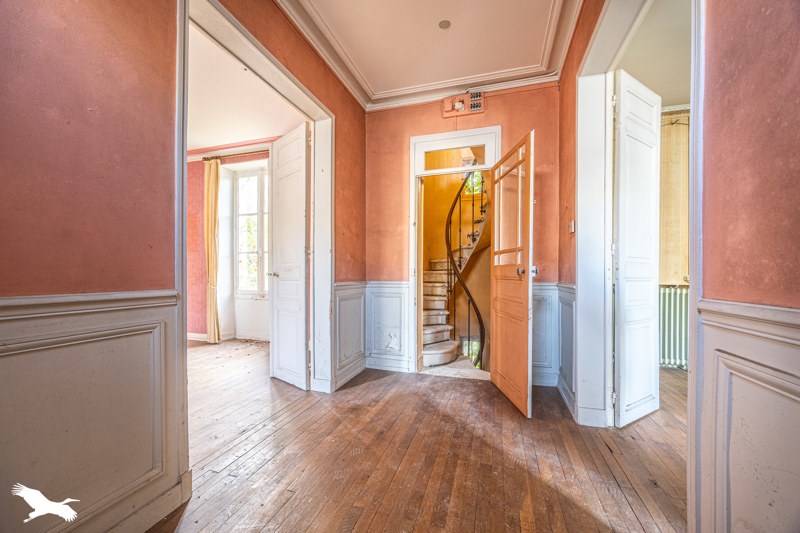 Vente Maison NIORT - 12 pièces -383 m² - (79000)