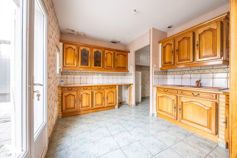 Vente Maison NIORT - 12 pièces -383 m² - (79000)
